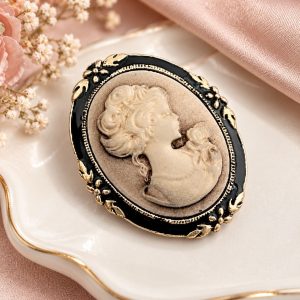 Broche Camée Style Victorien