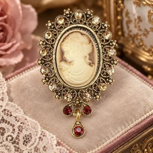 Pendentif Camée Bronze