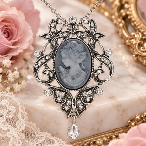 Pendentif Camée Resplendissant