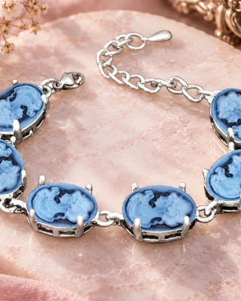 Bracelets Camée